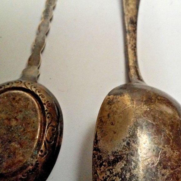 Vintage Lot Of 4 Silver Plated Spoons Need Cleaning 5" to 6" One Is 1847 Rogers - Picture 7 of 10